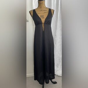 Vintage Lingerie Slinky Sultry Slip Dress Nightgown by “Movie Star” Size  (M)
